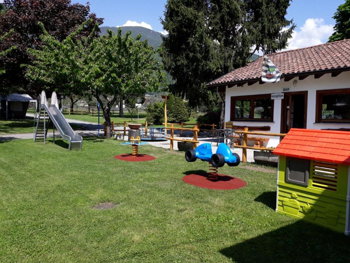 Camping La Breva Dongo Exteriör bild
